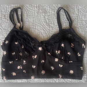 Aeropostale - Cropped Black Floral Lace Trim Camisole - Women's Size XS